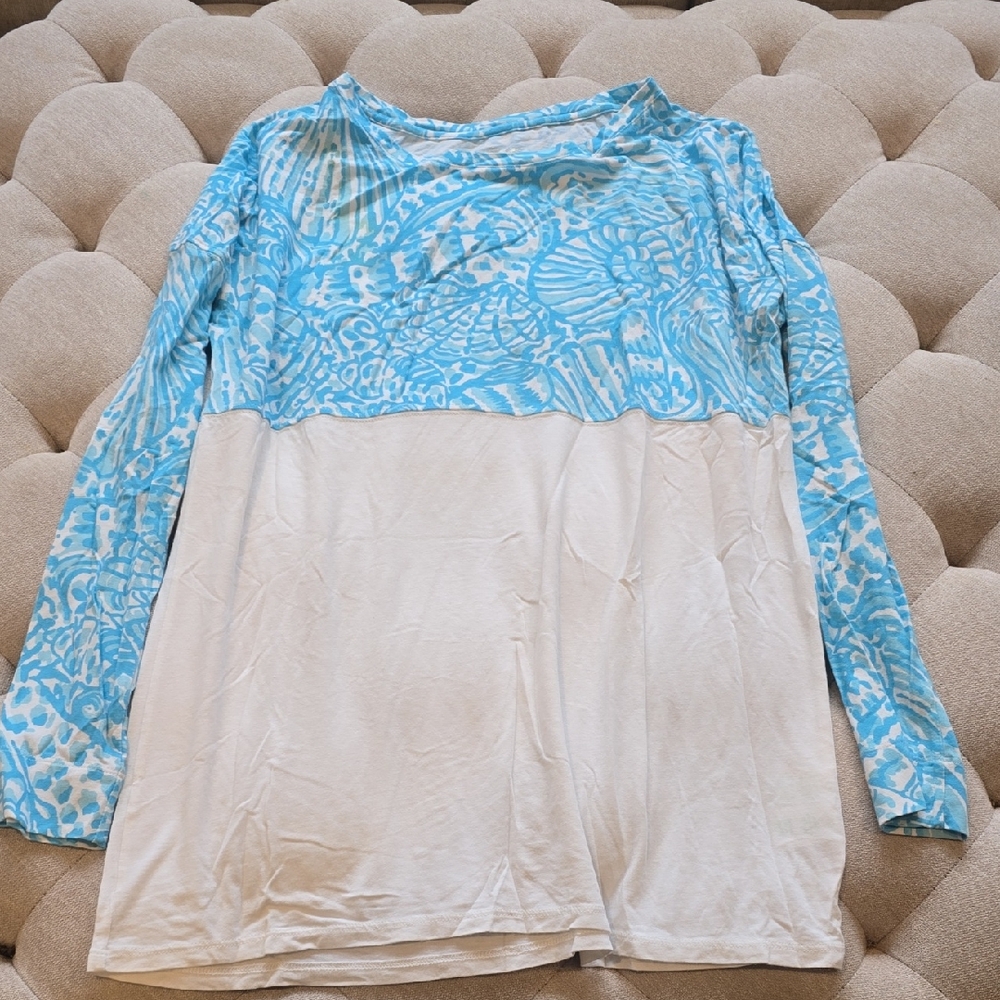 Lilly Pulitzer Blue and White Patterned Top